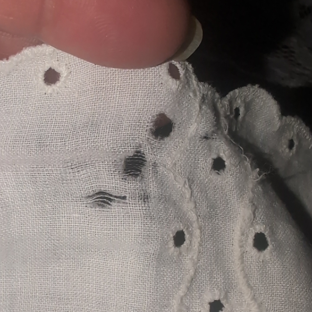 Machine Made Vintage Linens Lot #18 - Picture 11 of 13